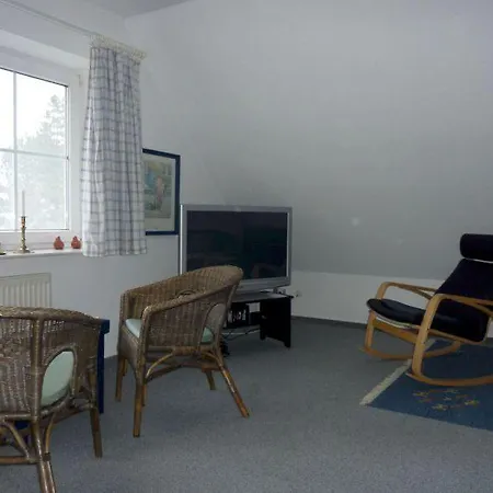 Апартаменты Ostsee Strandhus Хайлигенхафен